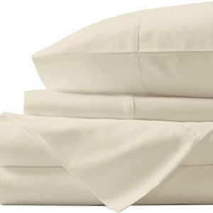 NEW Soft microfiber 4 piece Full size sheet set sheets Valentine's Day Gift